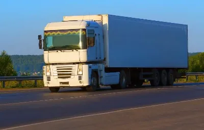 Adana ile Tire Arası Öğrenci Eşyası Taşıma